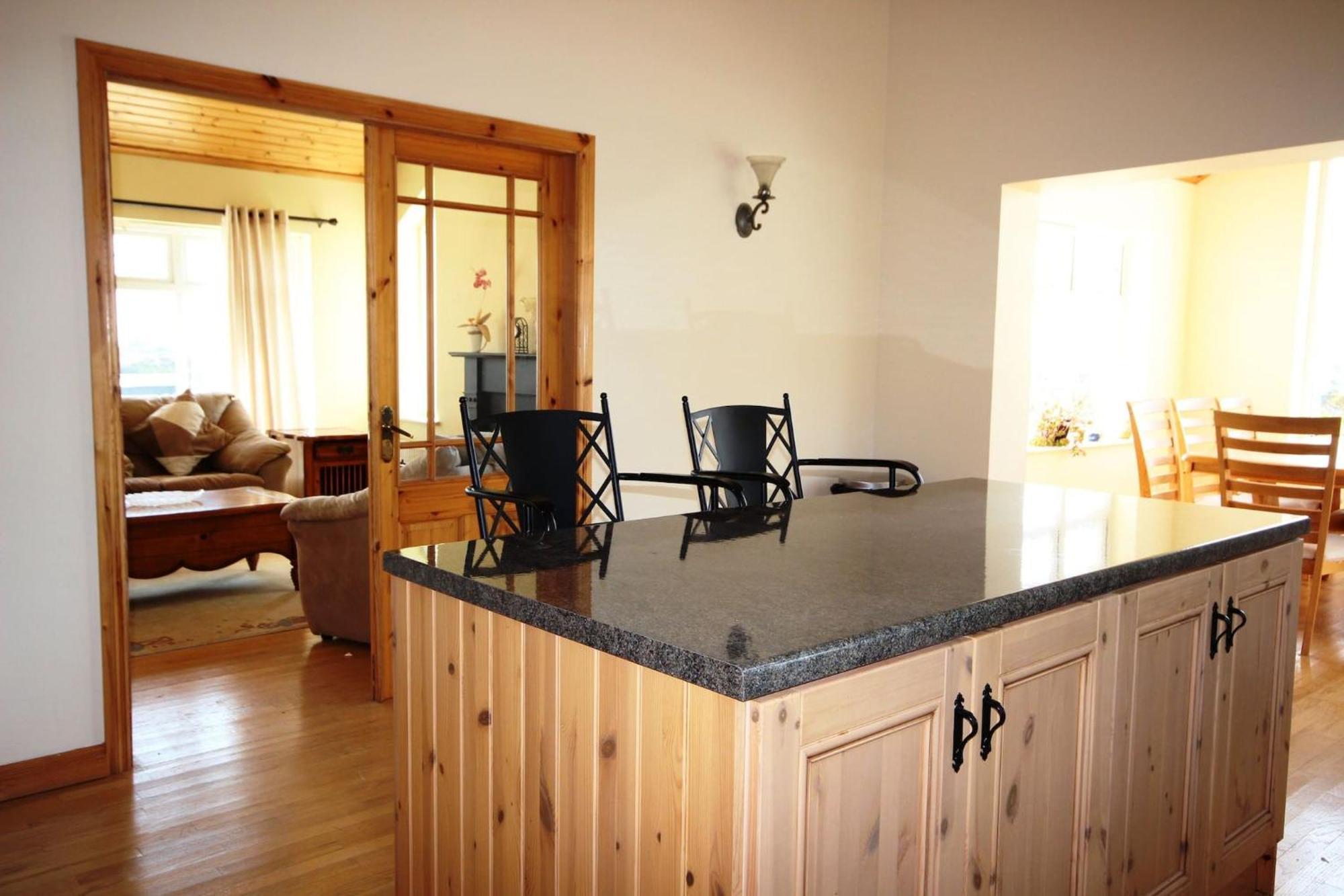 The Uplands Villa Spiddal Bagian luar foto
